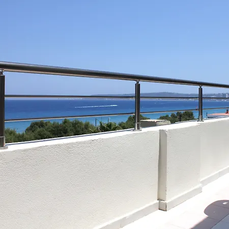 Sea Melody & Hotel 4*